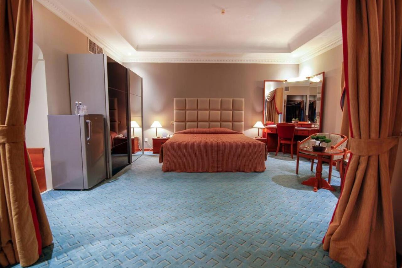 Panorama Hotel And Spa Manama Luaran gambar